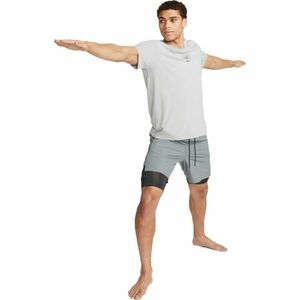Nike UNLIMITED Férfi rövidnadrág, szürke, méret kép