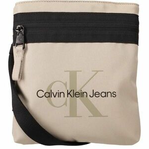 Calvin Klein SPORT ESSENTIALS FLATPACK18 Válltáska, bézs, méret kép