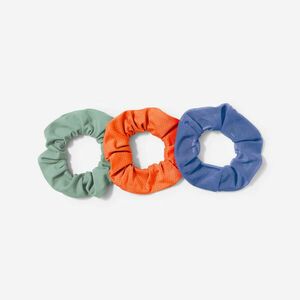 Domyos Hajgumi, 3 db kép