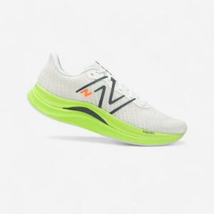 New Balance Férfi futócipő - Fuelcell Propel v4 kép