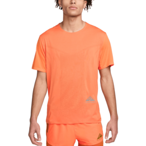 Rövid ujjú póló Nike Trail Rise 365 kép