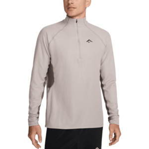 Melegítő felsők Nike Trail kép