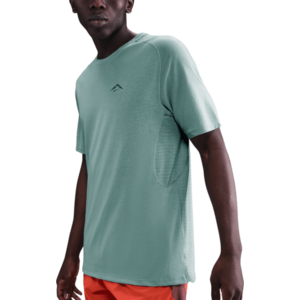 Rövid ujjú póló Nike Solar Chase kép