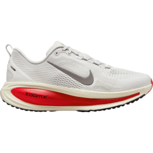 Futócipők Nike Vomero 18 kép