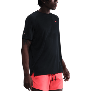 Rövid ujjú póló Nike Stride kép