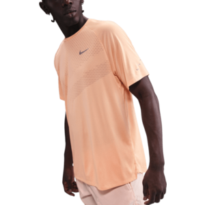 Rövid ujjú póló Nike Stride kép