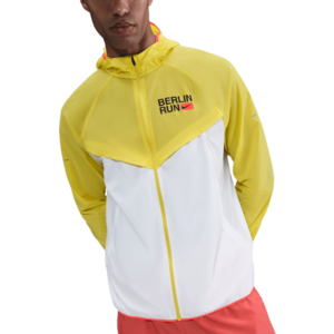 Kapucnis kabát Nike Stride Berlin Marathon kép