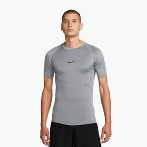 Férfi edzőpóló Nike Pro Dri-Fit Tight Fitness smoke grey/black (Pro Dri-Fit Tight Fitness FB7932-084) kép