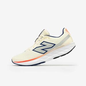 New Balance Férfi futócipő - 520 V9 kép