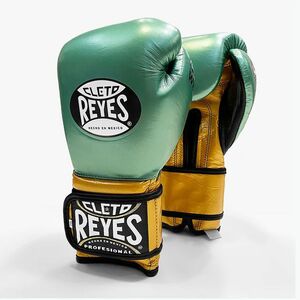 Boxkesztyű Cleto Reyes Velcro Sparring metalic green/gold wbc (Velcro Sparring CE612VDM) kép