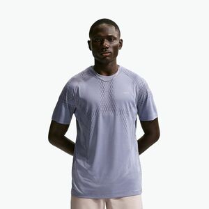 Férfi futópóló Nike Stride Dri-Fit ADV iron purple/dark raisin (Stride Dri-Fit ADV IF2088-506) kép