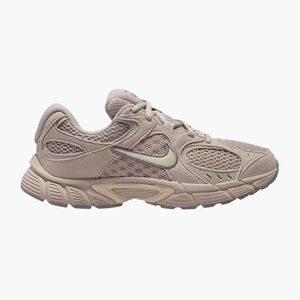 Gyerekcipő Nike V5 Runner Suede moon particle/light orewood brown (V5 Runner Suede IO1644-201) kép