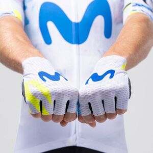 GOBIK Kerékpáros kesztyű rövid ujjal - VIPER MOVISTAR TEAM 26 - fehér kép