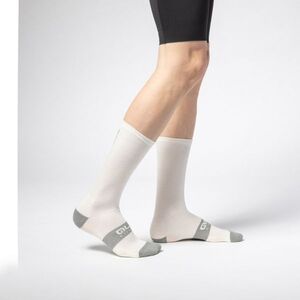 ALÉ Klasszikus kerékpáros zokni - ACCESSORI STRADA 3.0 - elefántcsont/szürke kép