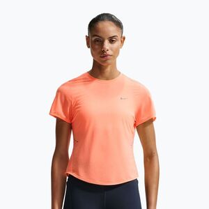 Női futópóló Nike Swift Breathe Dri-Fit orange pulse/photon dust (Swift Breathe Dri-Fit IF1680-852) kép