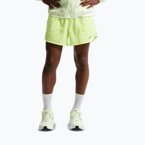 Férfi rövidnadrág Nike Stride Dri-Fit Brief-Lined 5" volt ice (Stride Dri-Fit Brief-Lined 5" IF2038-737) kép