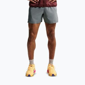 Férfi rövidnadrág Nike Miler Dri-Fit Brief Lined 5" smoke grey/smoke grey (Miler Dri-Fit Brief Lined 5" IF2060-084) kép