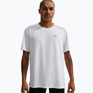 Férfi futópóló Nike Miler Dri-Fit UV white (Miler Dri-Fit UV IF2082-100) kép
