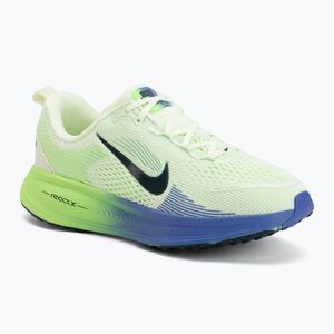 Nike Vomero futócipő 18 volt tint/black spruce (Vomero 18 HQ2157-701) kép
