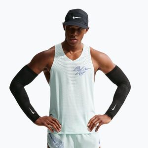Férfi futópóló Nike AeroSwift Dri-Fit ADV Running Singlet barely green/lapis (AeroSwift Dri-Fit ADV Running Singlet IH6939-394) kép