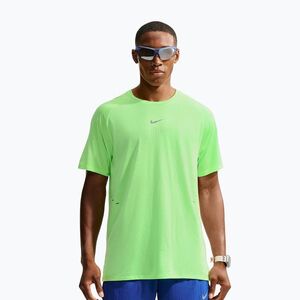 Férfi futó póló Nike Stride volt/light silver (Stride Aero-Fit IH0745-702) kép