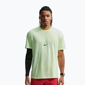 Férfi futó póló Nike Dri-Fit Running Top barely volt (Dri-Fit Running IW1083-799) kép