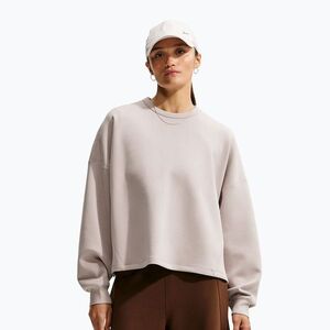 Női edzőpulóver Nike 24.7 ImpossiblySoft Cream Ii/Cream Ii/College Grey (24.7 ImpossiblySoft Oversized Crew-Neck HQ8193-238) kép