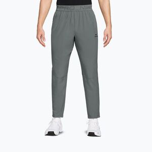 Férfi nadrág Nike Pro Training smoke grey/black (Pro Training Dri-Fit HV0424-084) kép