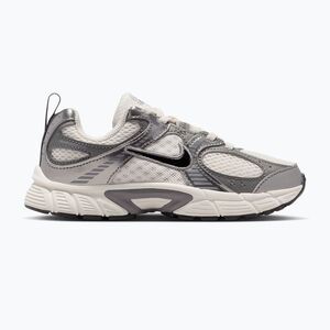 Gyermekcipő Nike V5 RNR phantom/pencil point/black (V5 RNR HQ6412-003) kép