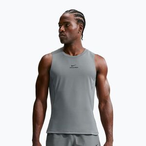 Férfi edző póló Nike Pro smoke grey/black (Pro Training Dri-Fit TT IF2805-084) kép