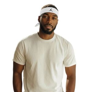 Fejpánt NIKE JORDAN PS ADJ HEADBAND WH BK kép