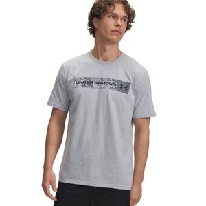 Férfi rövid ujjú póló UNDER ARMOUR UA CAMO CHEST STRIPE SS-GRY kép