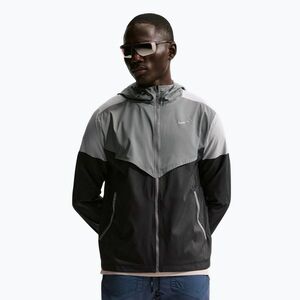 Férfi futódzseki Nike Impossibly Light Windrunner smoke grey/wolf grey/black (Impossibly Light Windrunner HV6521-087) kép