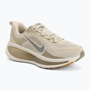 Férfi futócipők Nike Vomero 18 light khaki/desert khaki/metallic silver (Vomero 18 IM8333-200) kép