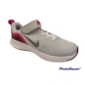 Gyerek szabadidőcipő NIKE WearAllDay K pure platinum smoke grey pink prime kép