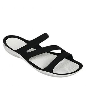 Női papucsok (strandcipők) CROCS Swiftwater Sandal W black white kép