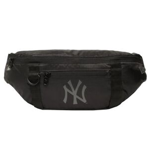 Deréktáska NEW ERA MLB Light NEYYAN kép